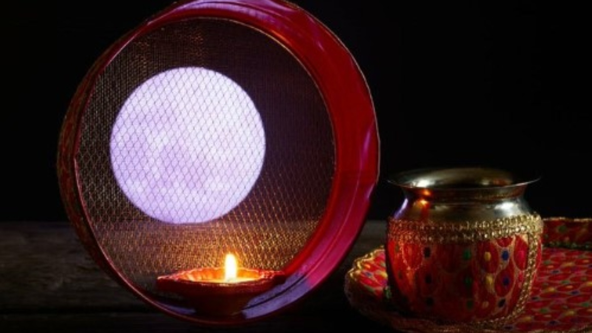 Is it okay to keep Karwa Chauth fast during periods? Know in details