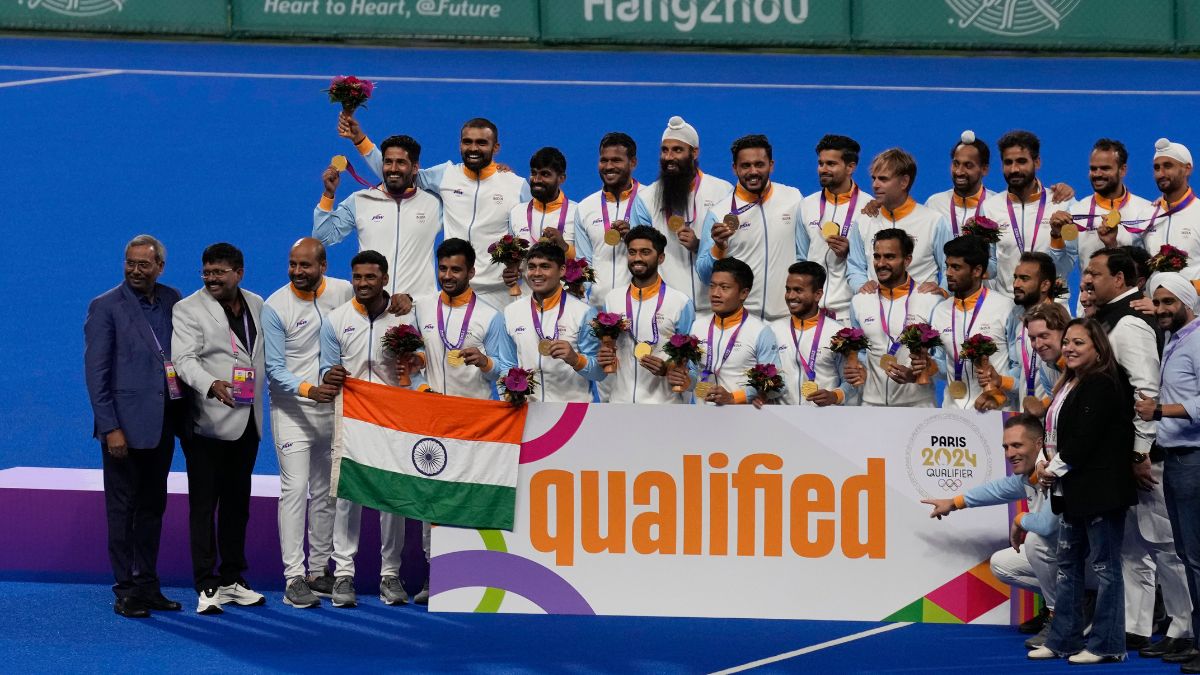 Asian Games: Hockey India announces hefty prize money as wishes continue to pour in for golden team