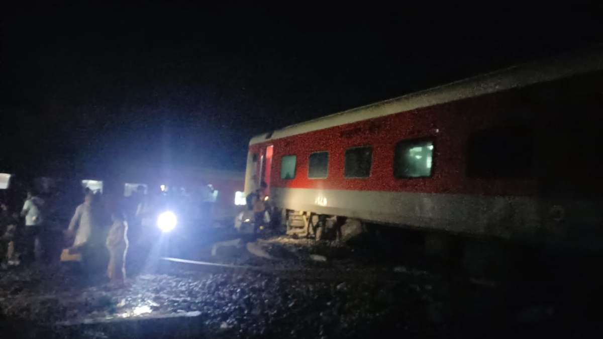 North East Express train derails in Bihar’s Buxar, at least four dead, over 50 injured