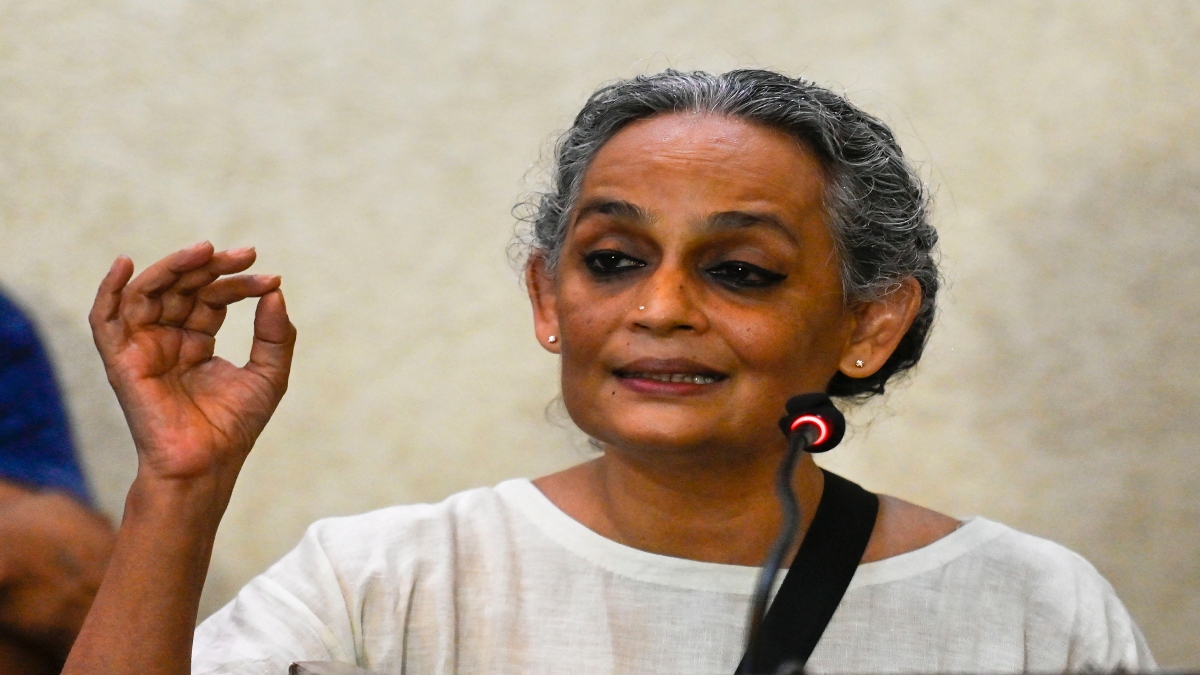 Delhi LG sanctions prosecution of Arundhati Roy for propagating 'separation of Kashmir from India'