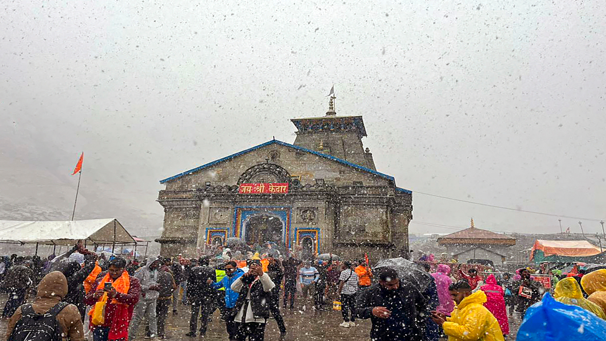 Badrinath, Kedarnath receive season’s first snowfall | WATCH