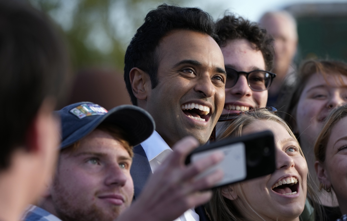 US: Indian-American presidential aspirant Vivek's car rammed by protesters in Iowa, police find no evidence