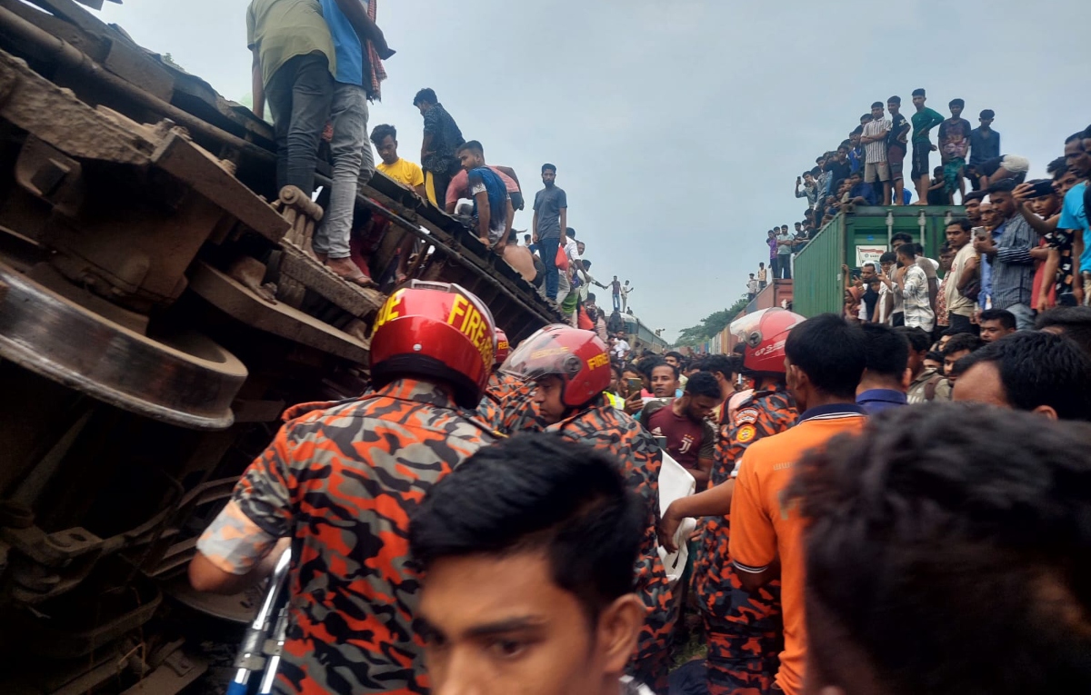 Bangladesh: 20 killed, over 100 injured after two trains collide outside Dhaka