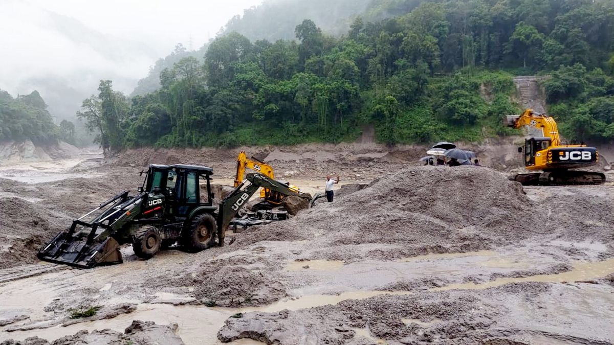 Sikkim flash flood: Toll rises to 22, searches on for 103 missing ...