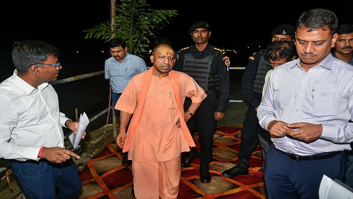 UP: Yogi Adityanath directs officials to hold review meets at zonal, district levels to improve law and order