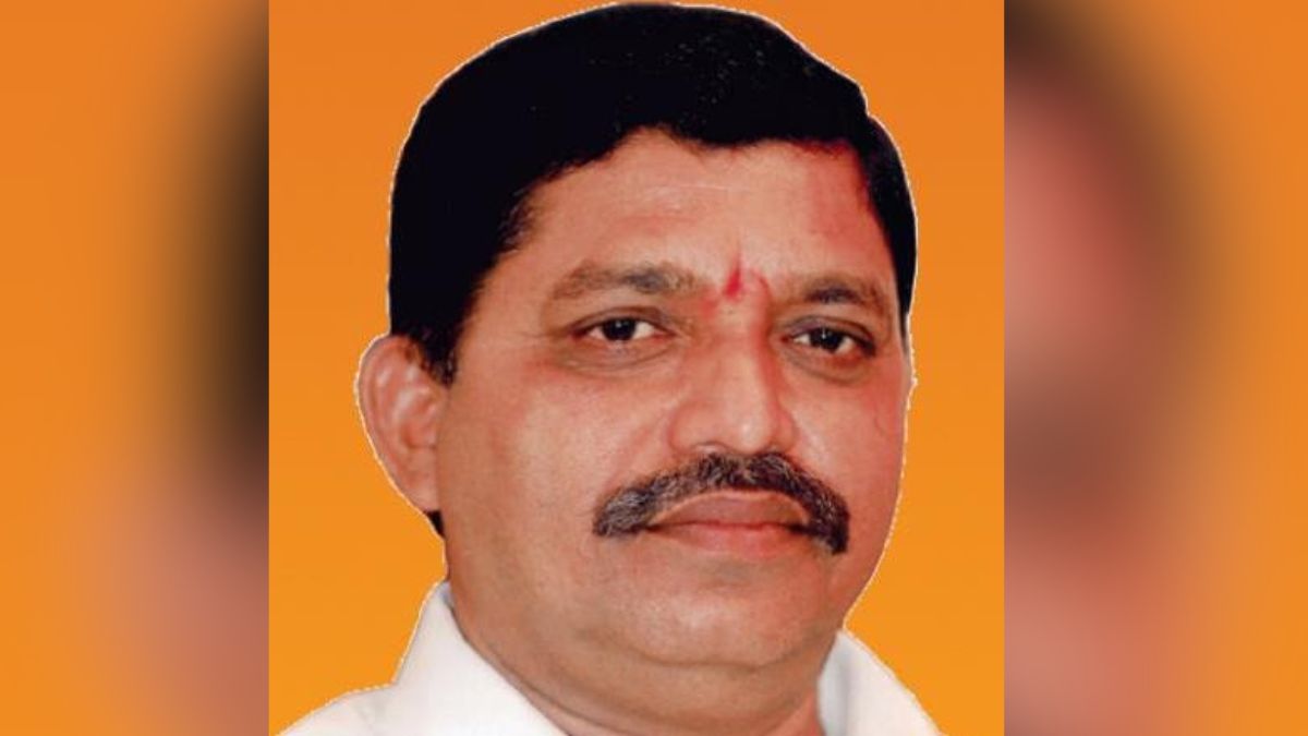 Datta Dalvi, ex-Mumbai Mayor and Uddhav faction leader, in trouble over objectionable language against CM