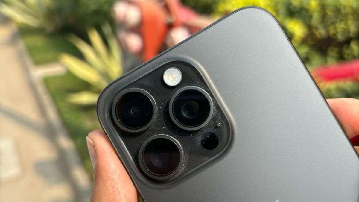 The iPhone 15 Pro can take 3D spatial videos for Vision Pro users