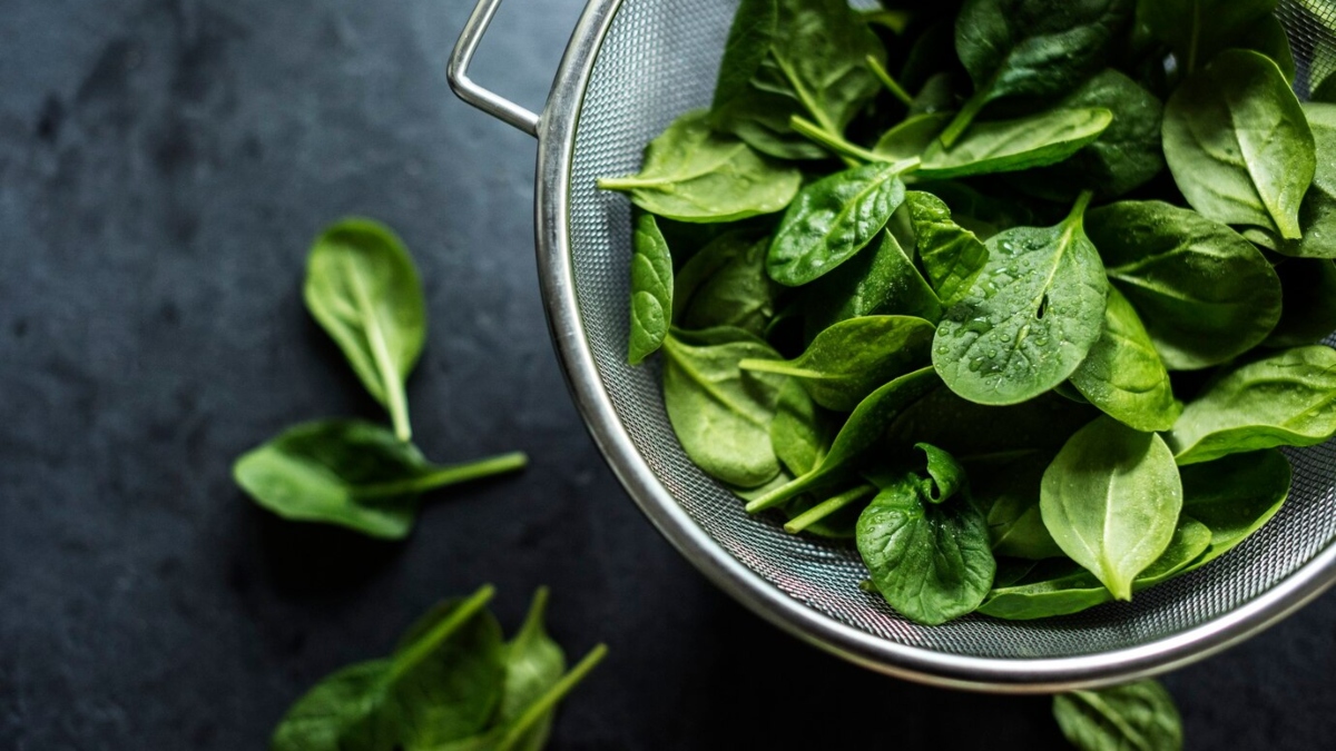 Superfood Spinach: 7 benefits of this green leafy vegetable