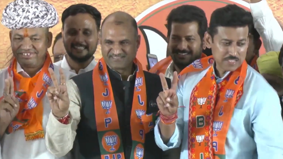 Rajasthan poll: Former Congress MLA Ashok Tanwar, others leaders join BJP in Jaipur