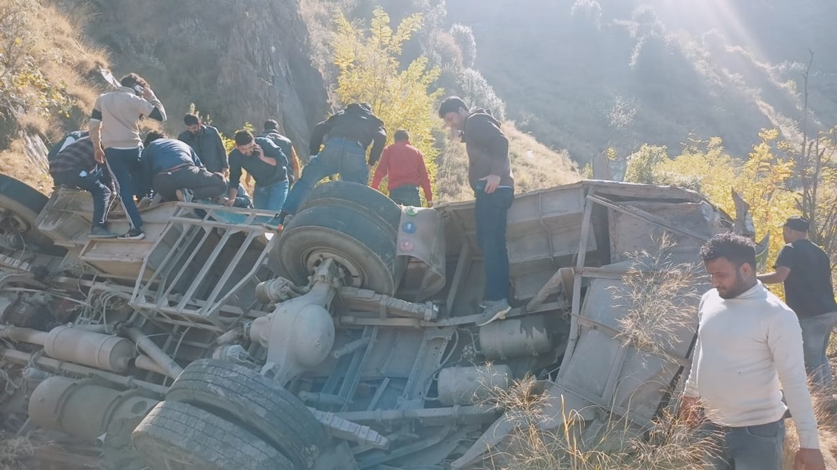 Jammu and Kashmir: 39 dead,19 injured as bus falls into deep gorge in Doda, PM announces ex-gratia | VIDEO