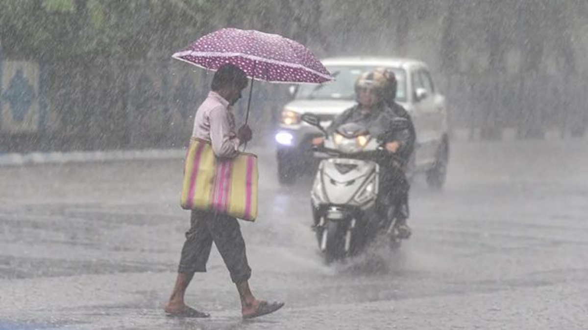 Gujarat: 20 killed in lightning strikes amid widespread unseasonal rainfall in several parts of state