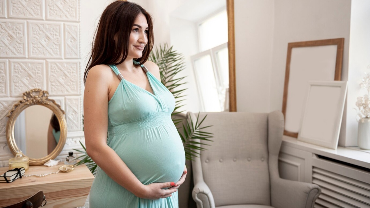 pregnancy-after-40-safe-experts-share-considerations-and-5-potential