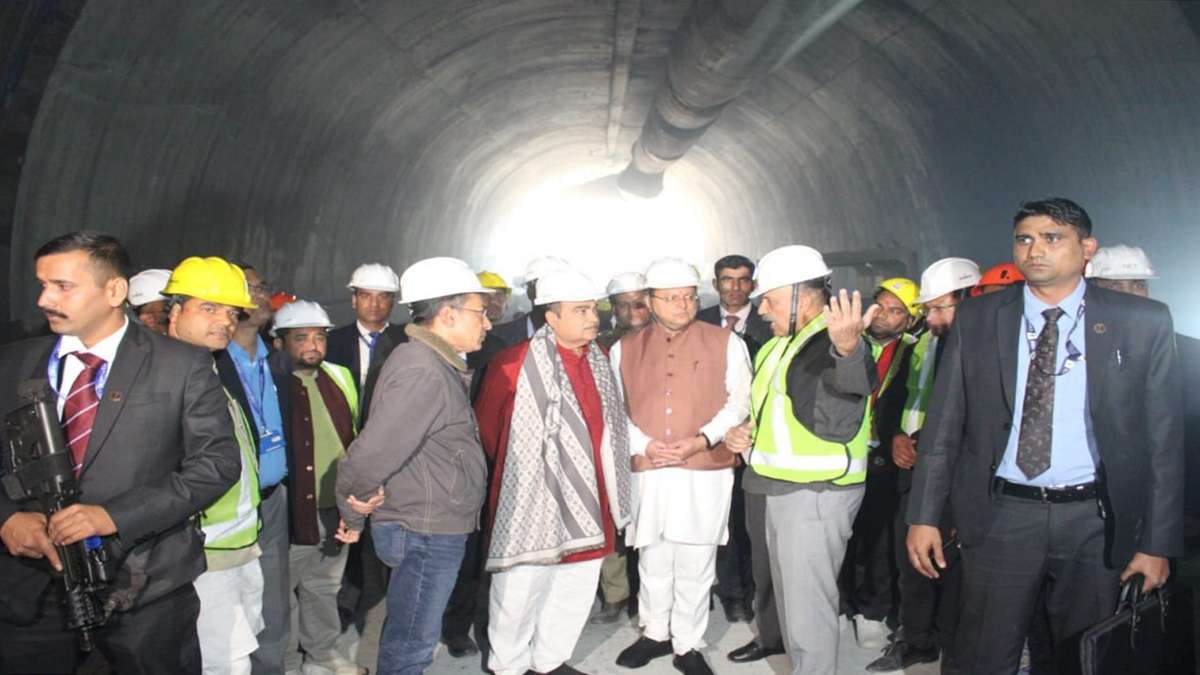 Uttarkashi tunnel collapse: Trapped workers get 150 packets of veg pulao, matar-paneer for dinner