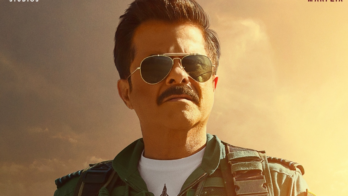 Fighter: Anil Kapoor's fierce look as Group Captain Rakesh Jai Singh UNVEILED