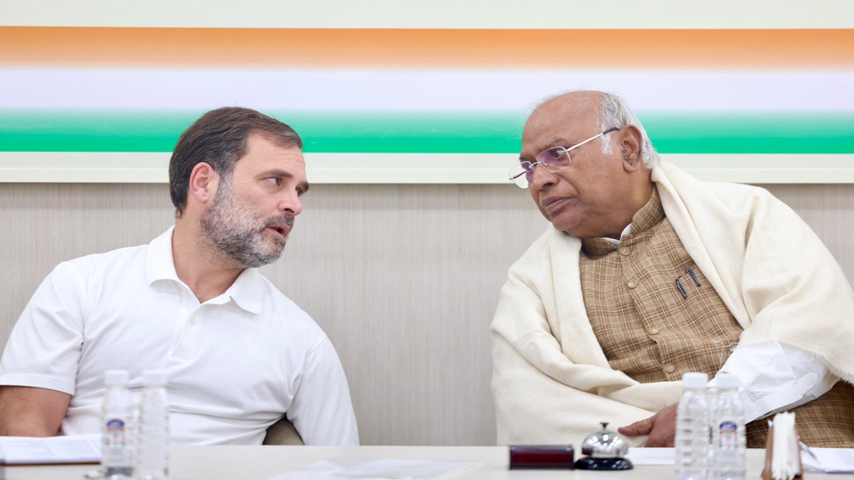 Congress Chief Mallikarjun Kharge, Rahul Gandhi Hold Meeting With Bihar ...