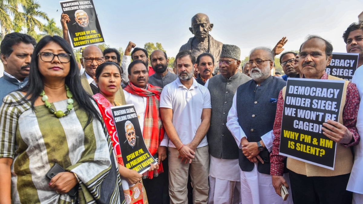 Parliament Winter Session 2023: Protest erupts as Opposition displays morphed photo of PM Modi | WATCH