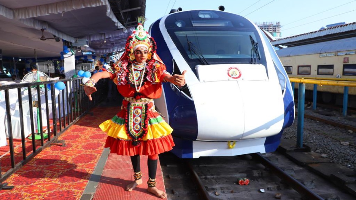 PM Modi virtually flags off 6 Vande Bharat trains, 2 Amrit Bharat from Ayodhya today