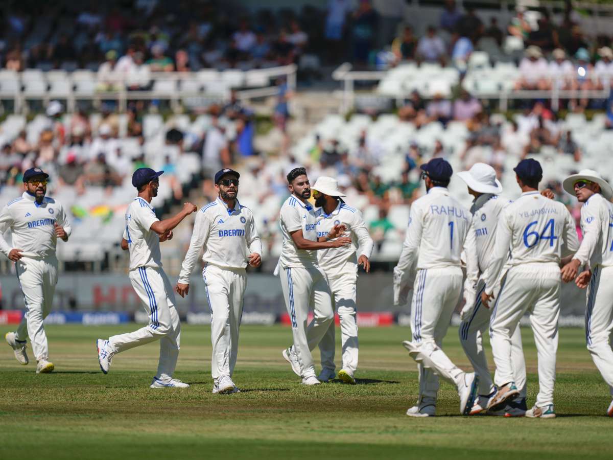 WATCH: Mohammed Siraj stuns South Africa with five-wicket haul in Cape Town Test