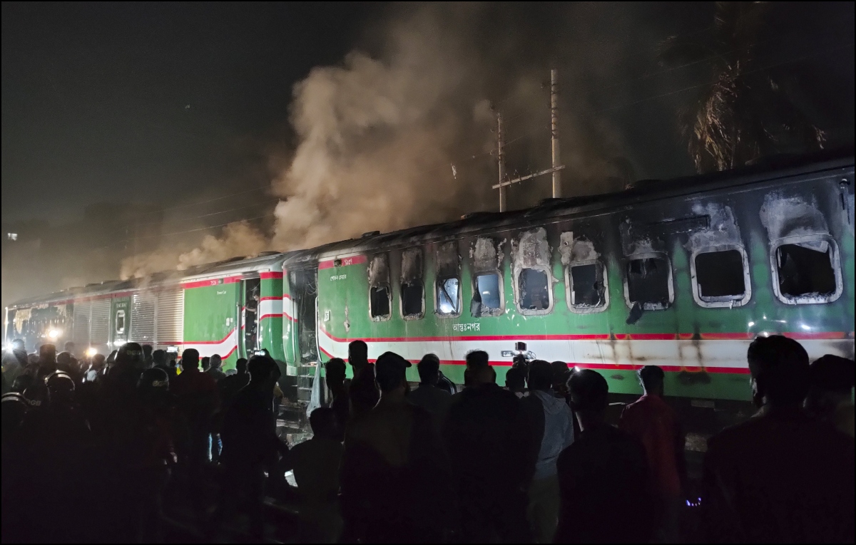 Bangladesh’s opposition party demands UN probe into train ‘sabotage’ that killed four – India TV