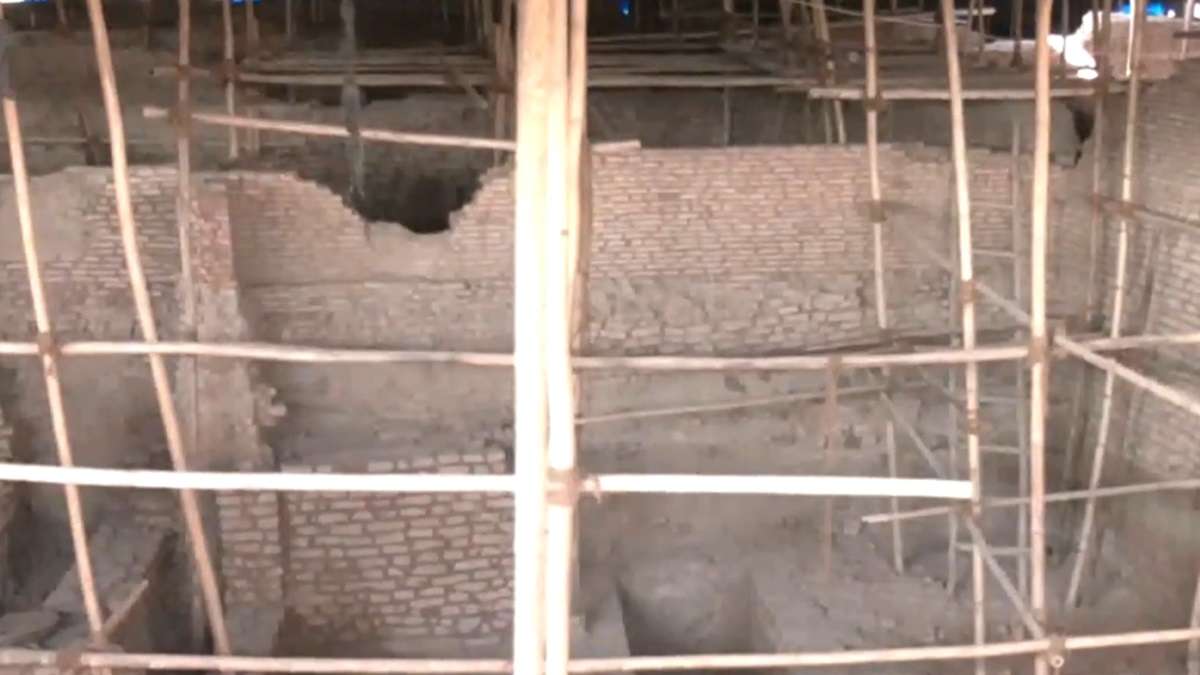 Gujarat 2800yearold settlement found in PM Modi's hometown Vadnagar