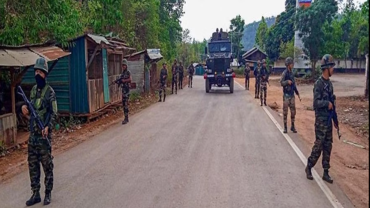 Manipur: Four shot dead in Bishnupur as ethnic violence continues in ...