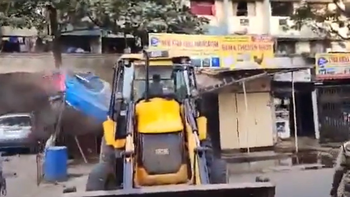 Mumbai: Tension persists in Mira Road post Ram Temple rally; bulldozers act on illegal constructions | VIDEO