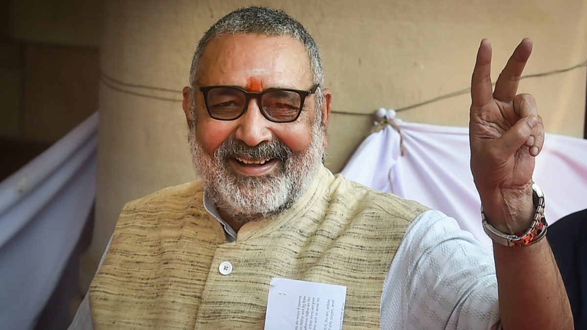 Giriraj Singh's 'Main Maayke Chali Jaungi' dig at Nitish Kumar amid Bihar 'turmoil' | WATCH