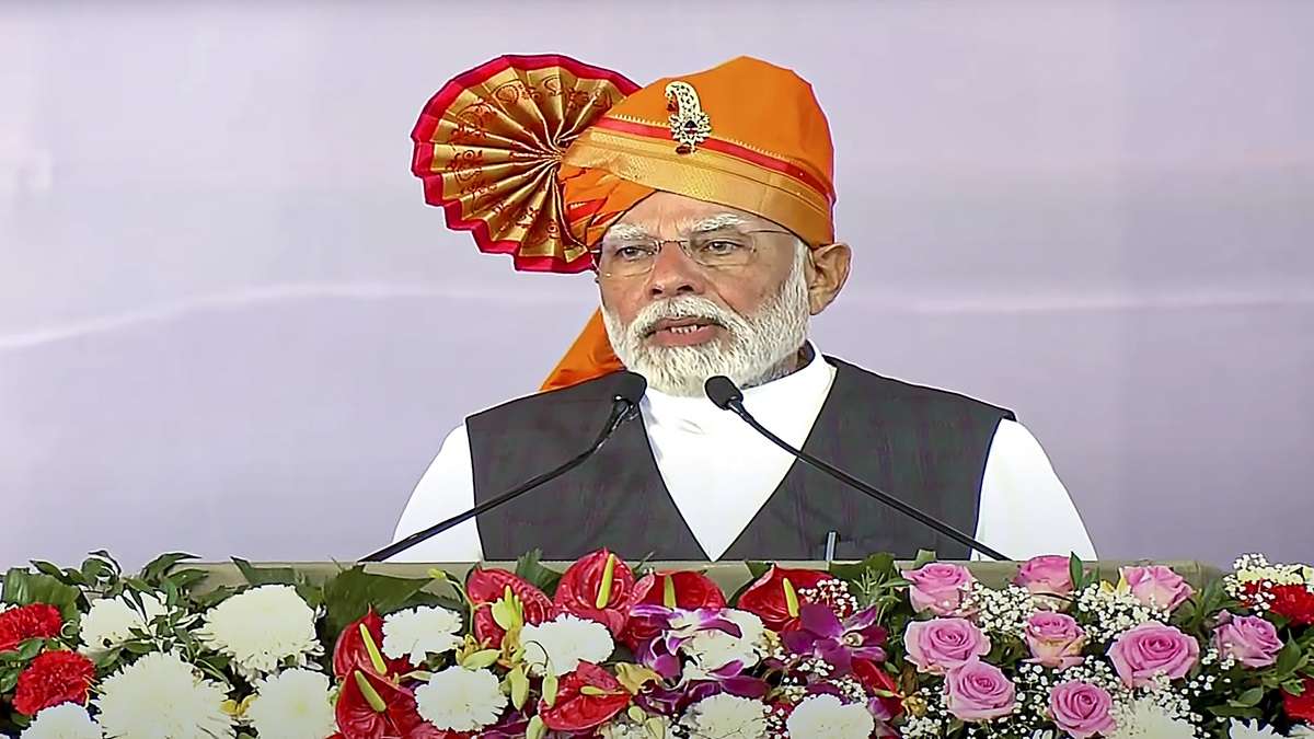 PM Modi lays foundation stone of 8 AMRUT projects in Maharashtra's Solapur