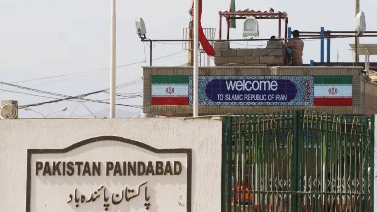 Pakistan expels Iranian envoy, recalls ambassador from Tehran following Balochistan air strike