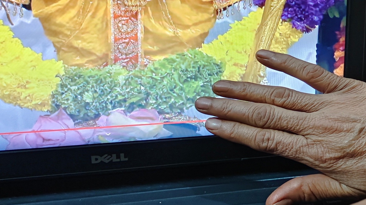 Viral: Woman seeks Ram Lalla’s blessing through laptop screen during 'Pran Pratishtha' | Check post