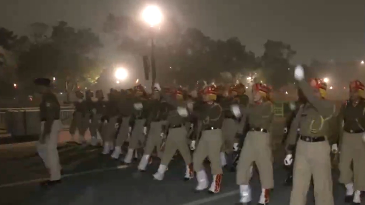 WATCH: Republic Day parade rehearsals underway at Kartavya Path amid nail-biting cold in Delhi