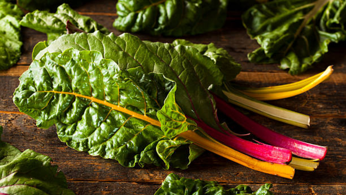 Superfood Swiss Chard: Know THESE 5 benefits of this leafy green