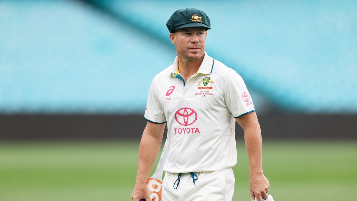 David Warner issues public appeal after baggy green goes missing ahead of farewell Test in Sydney | WATCH