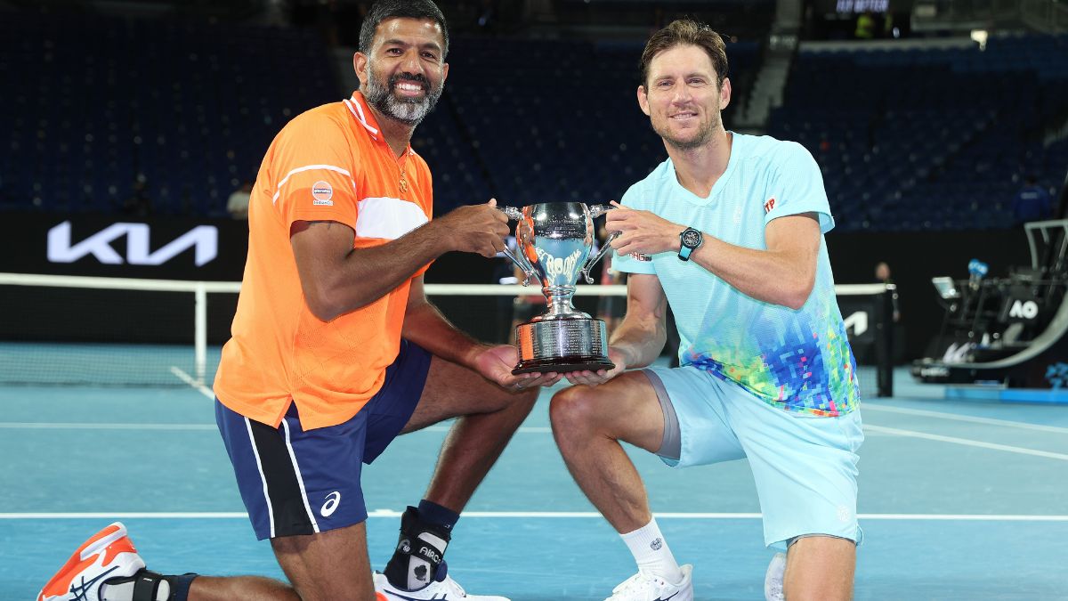 Rohan Bopanna receives hero's welcome at Bengaluru airport following Australian Open triumph | WATCH