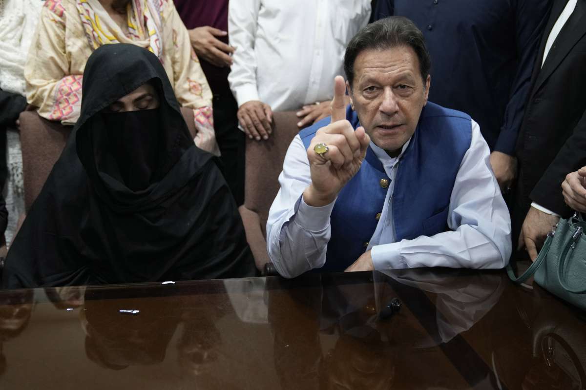 Pakistan Ex-PM Imran Khan, Wife Bushra Bibi Indicted In Graft Case ...