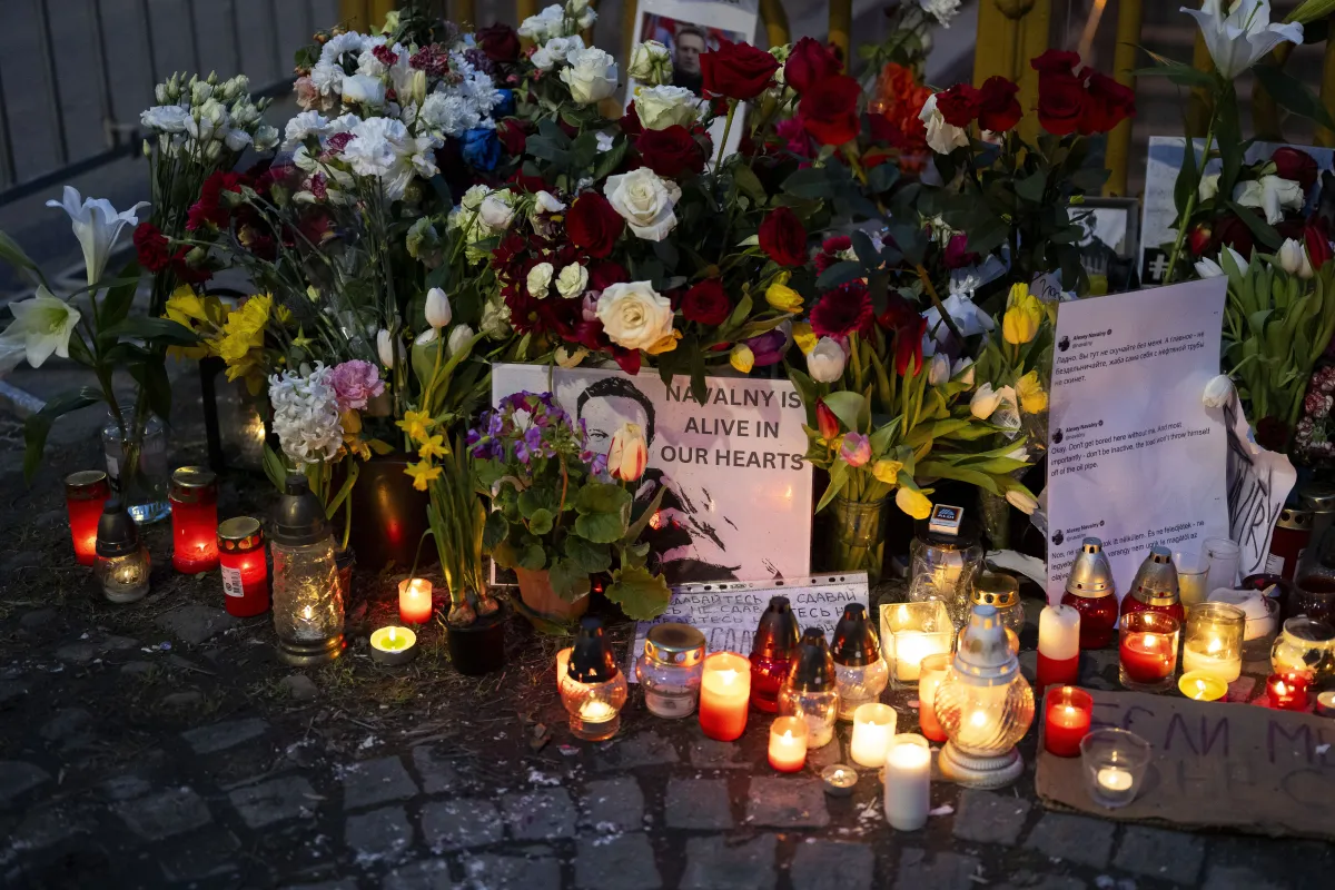 Alexei Navalny supporters mourning his death.