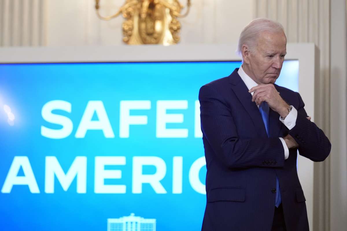 Will Biden government run out of funds? Congress is racing to strike a deal, aid for Ukraine unlikely