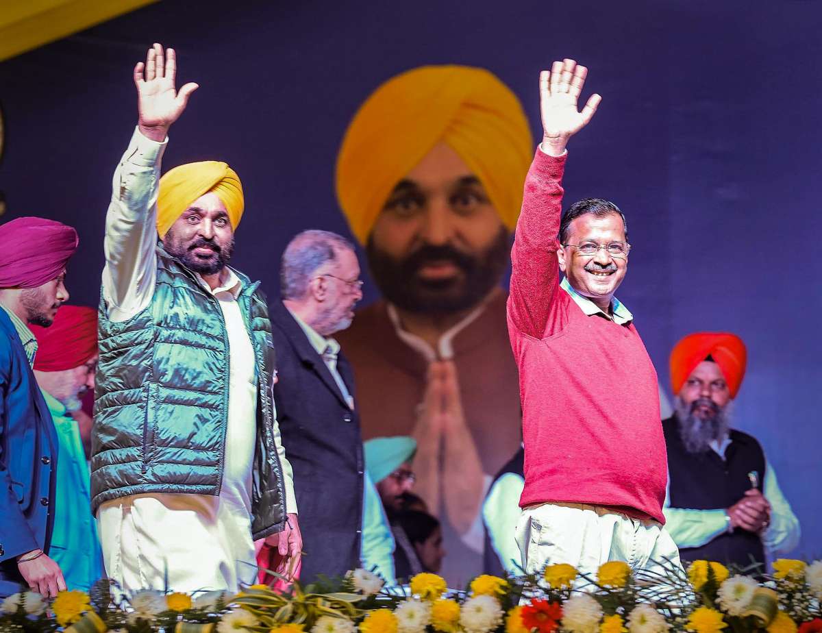 AAP gains ground in Punjab, BJP to sweep Haryana, neck-and-neck in J-K: India TV-CNX Poll