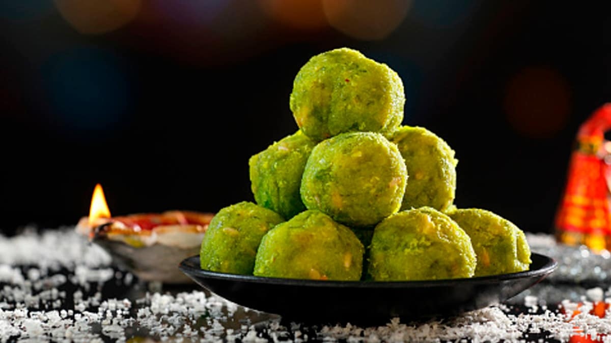 Satiate your sugar cravings with this healthy Moringa ladoo recipe