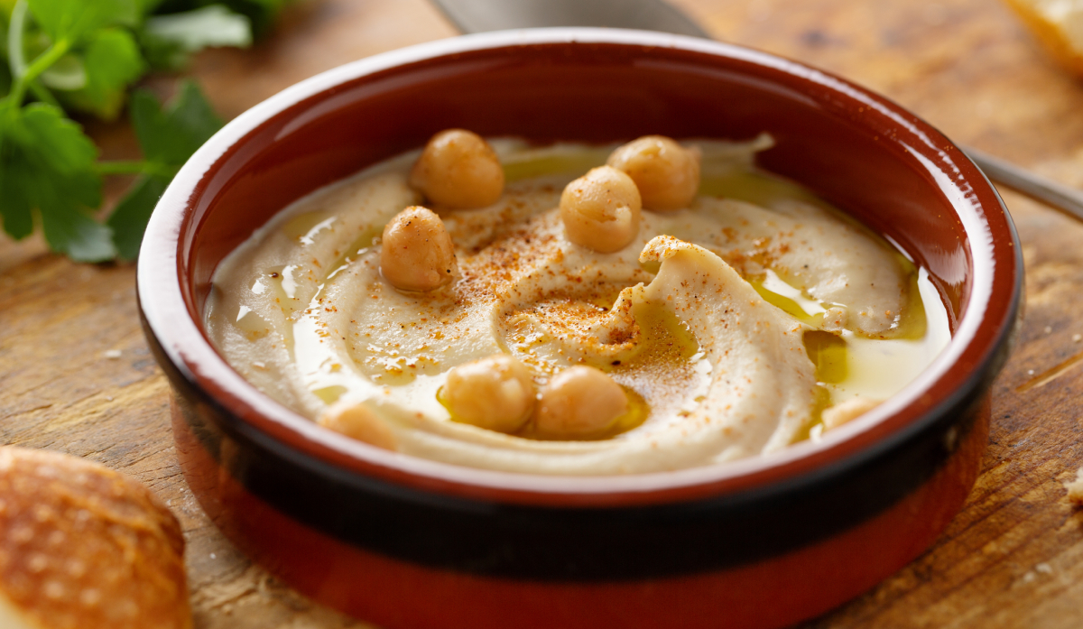 Digestive Health to Energy Boost: 5 health benefits of adding hummus to your diet