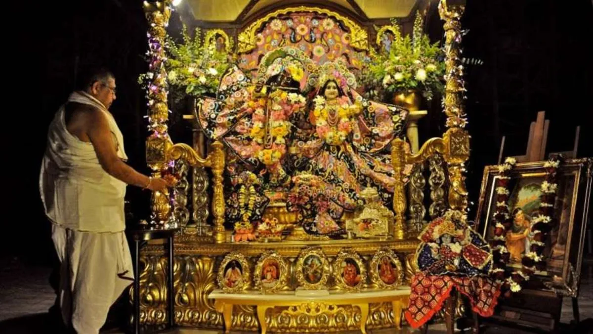Know about the ISKCON temple history and the 'Hare Krishna' movement.