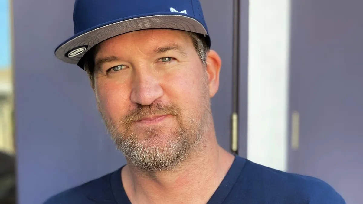 Kenneth Mitchell was a popular actor in Hollywood. 