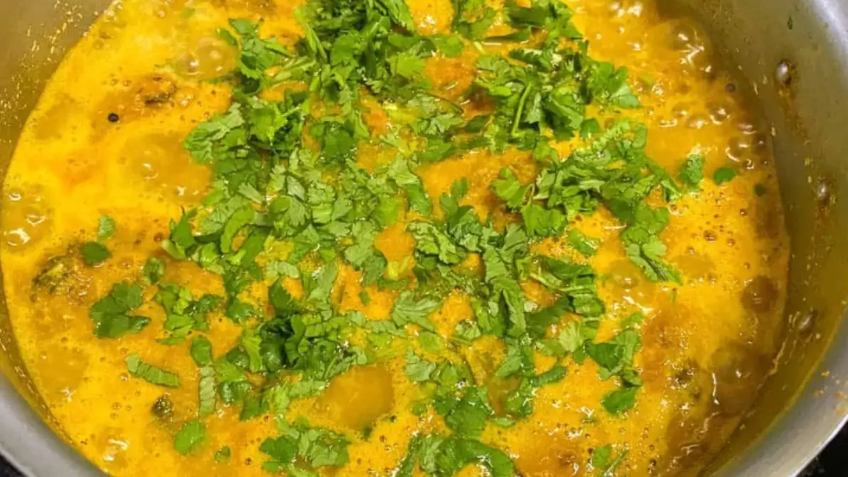 Steps to prepare Madras Vadacurry.