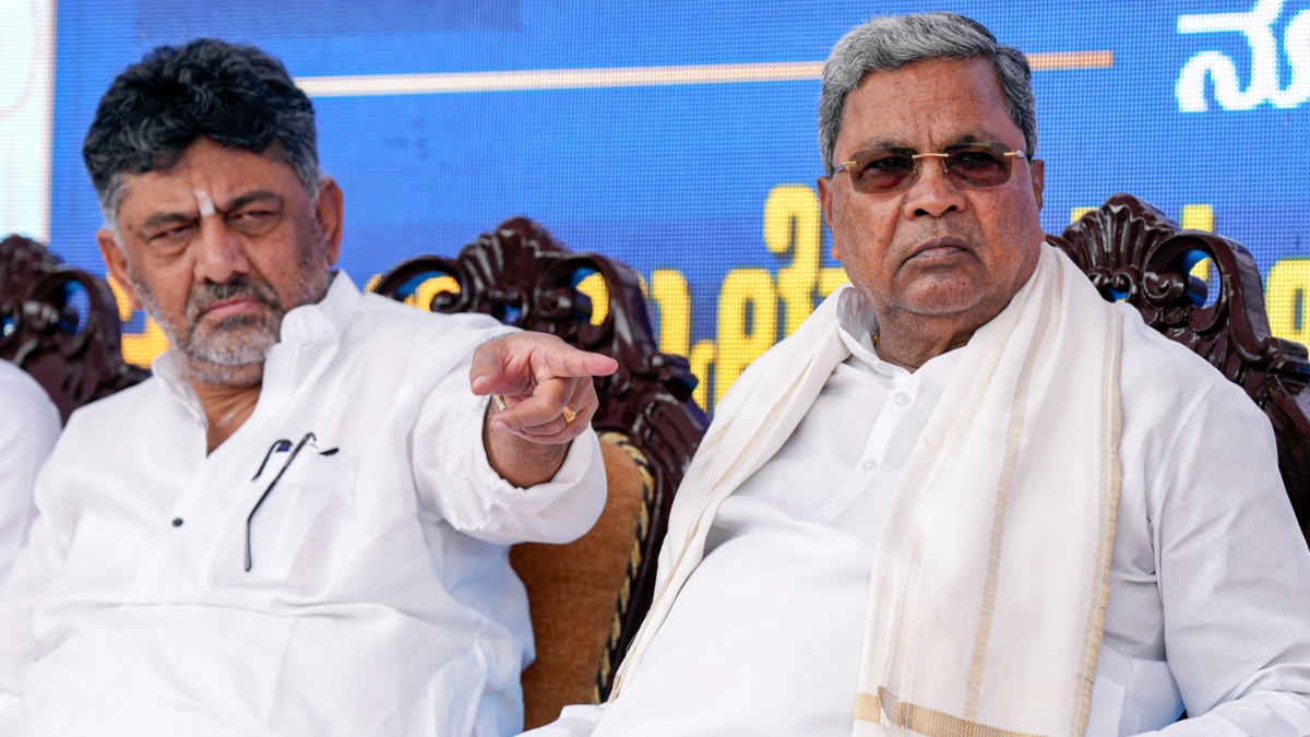 'Chalo Delhi': Karnataka CM Siddaramaiah decries tax inequality during protest at Jantar Mantar | WATCH