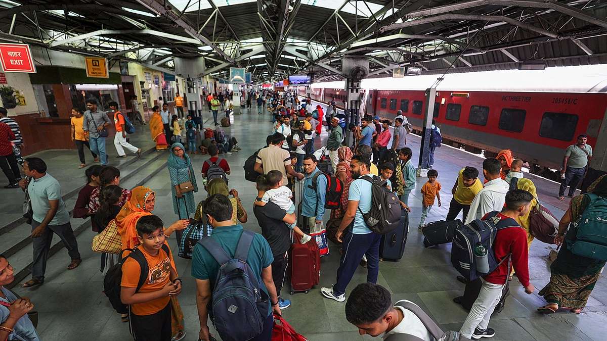 Railway unions threaten to stop trains across the nation if old pension scheme not implemented