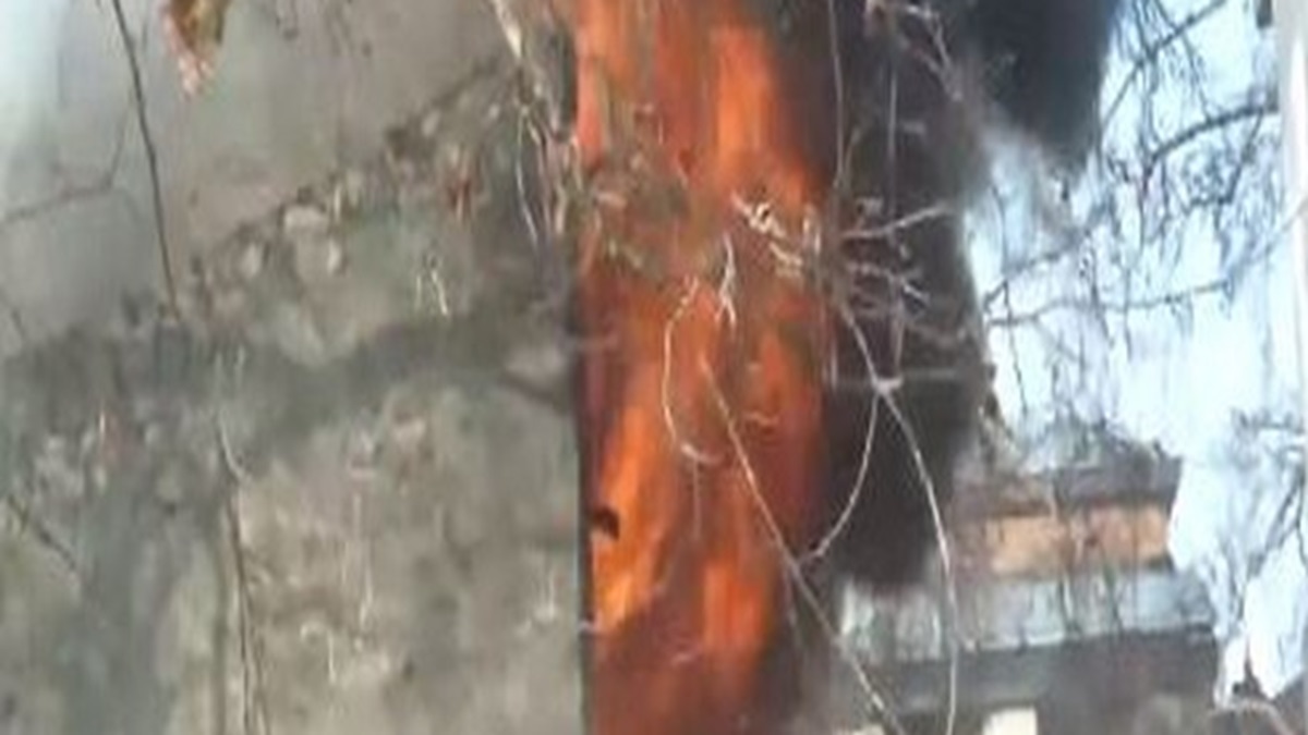 Jammu and Kashmir: Massive fire breaks out at MLA hostel in Srinagar, seven-room wooden hut gutted