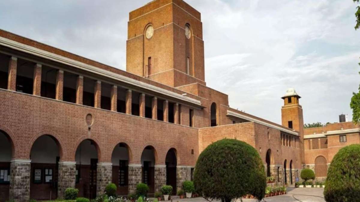 St Stephen's College in Delhi 'suspends' around 100 students for THIS reason