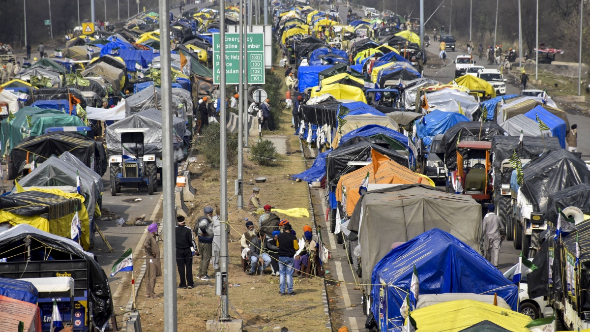 'Can’t use tractor trolleys on highways': Punjab and Haryana High Court rebukes protesting farmers