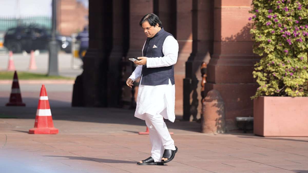 Varun Gandhi denies reports of contesting Lok Sabha polls from Amethi as independent candidate, say sources