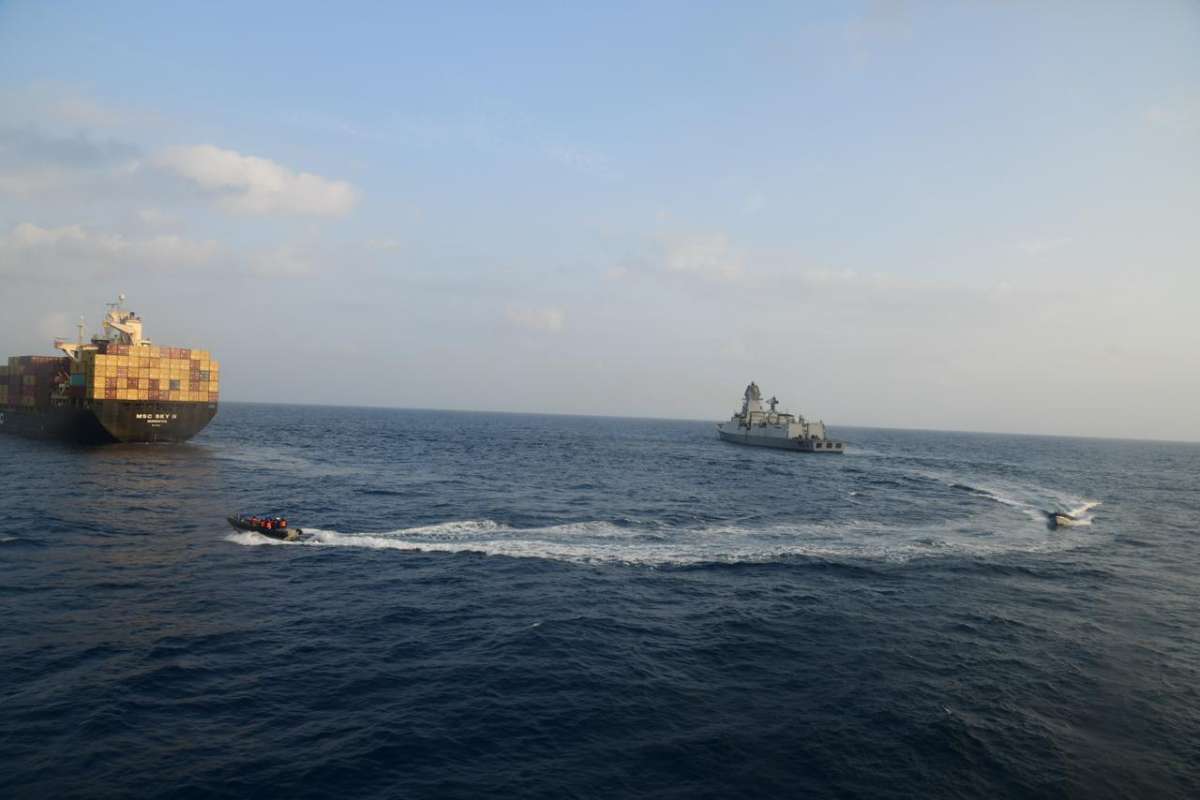 Indian Navy conducts daring rescue operation of 21 crew after Houthi target vessel in Gulf of Aden I WATCH – India TV
